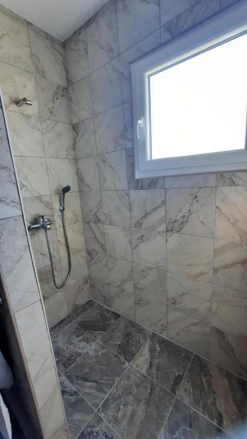Apartment Pinoapplosinj Вели-Лошинь Экстерьер фото